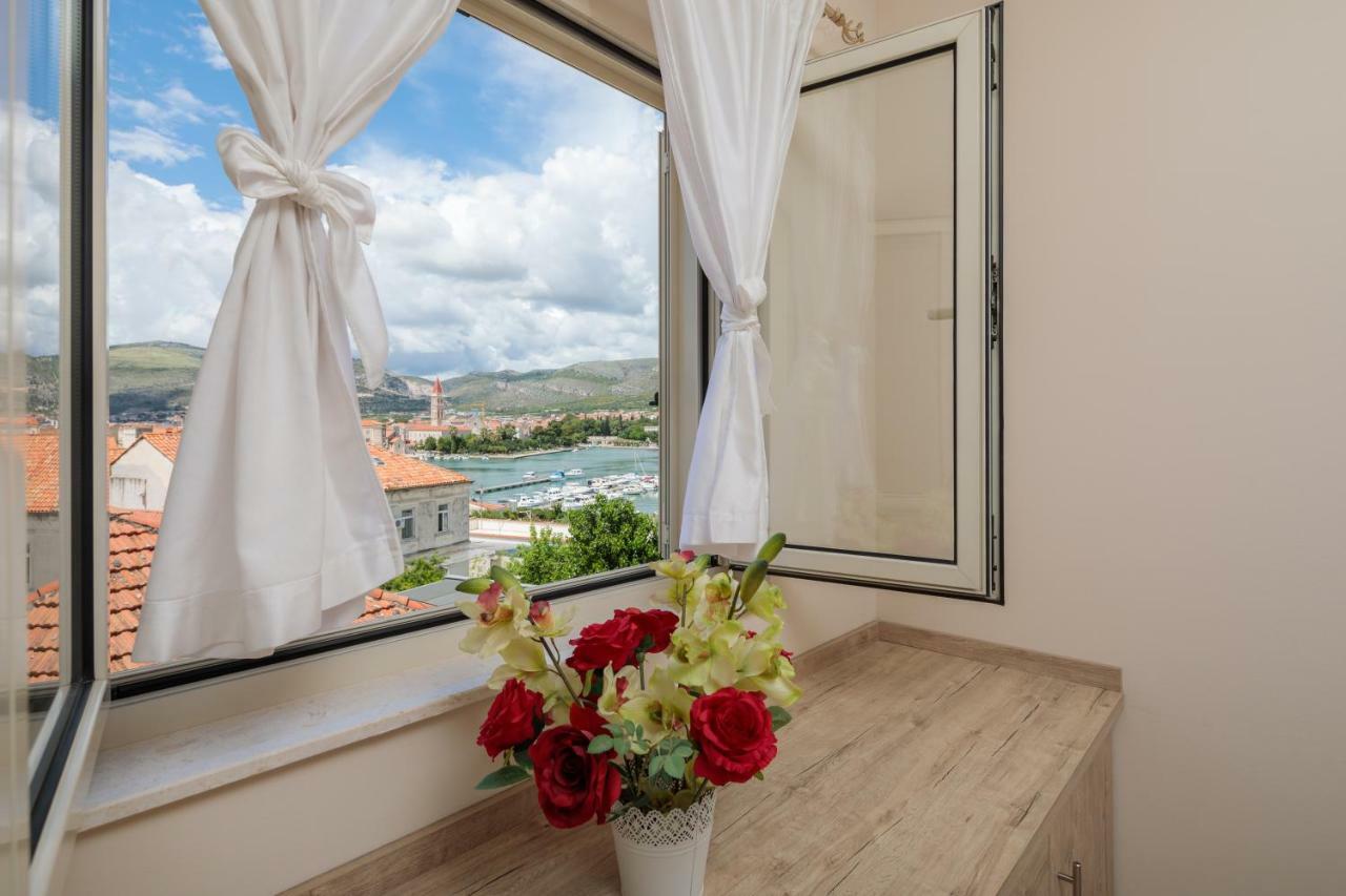 Apartmani Oaza Trogir Exterior photo